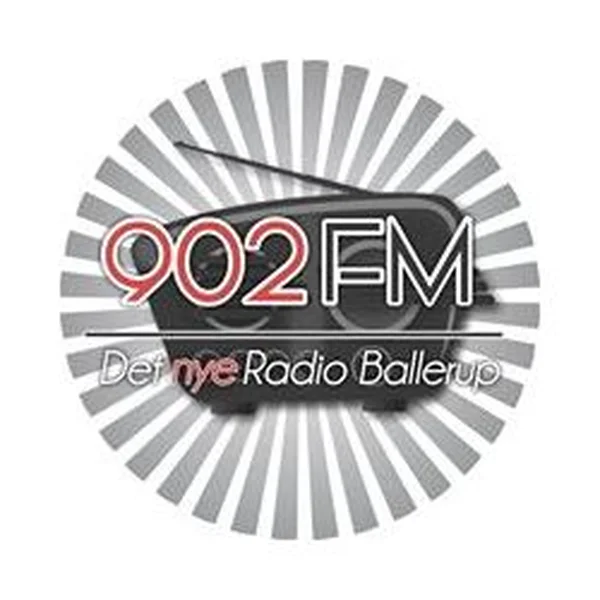 902 FM logo