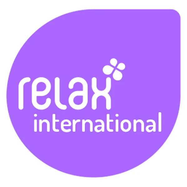 Relax FM - International logo